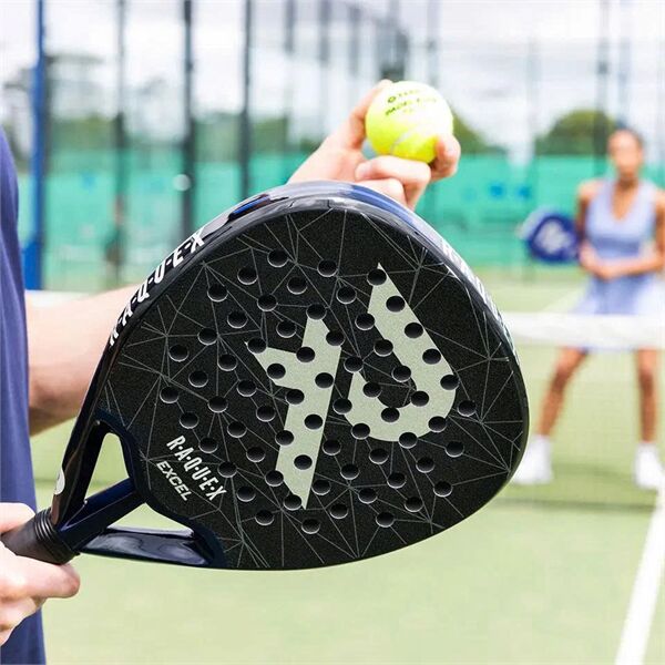 Hệ thống lỗ (Holes): Tối ưu khí động học và sự linh hoạt 