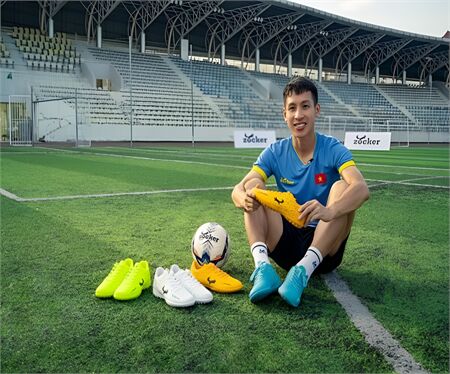 Chọn giày đá bóng thế nào cho đúng? Các tiêu chí giúp bạn không tốn tiền oan