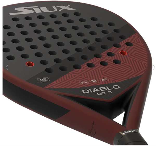 Các công nghệ và đặc điểm nổi bật của vợt Padel Siux