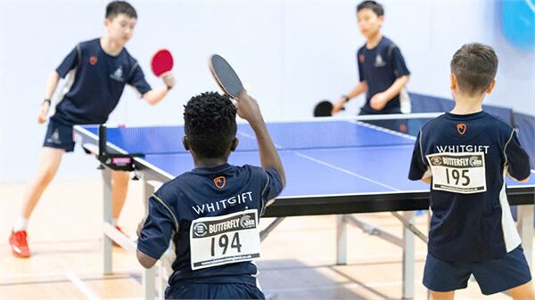 Bàn bóng bàn cho trường học và các câu lạc bộ