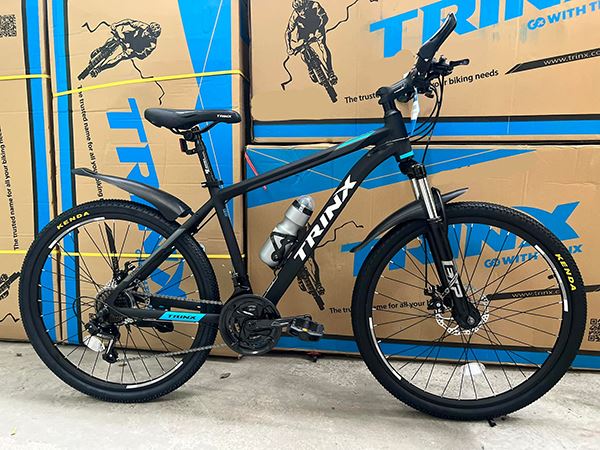 xe đạp địa hình thể thao Trinx TR216 2022 đen xanh dương