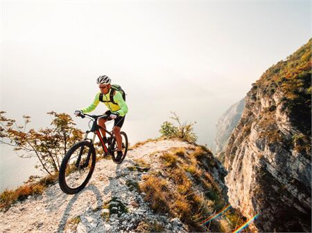 Tìm hiểu phuộc xe đạp thể thao từ A - Z