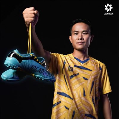 Top 5+ giày đá bóng sân cỏ nhân tạo nhẹ nhất