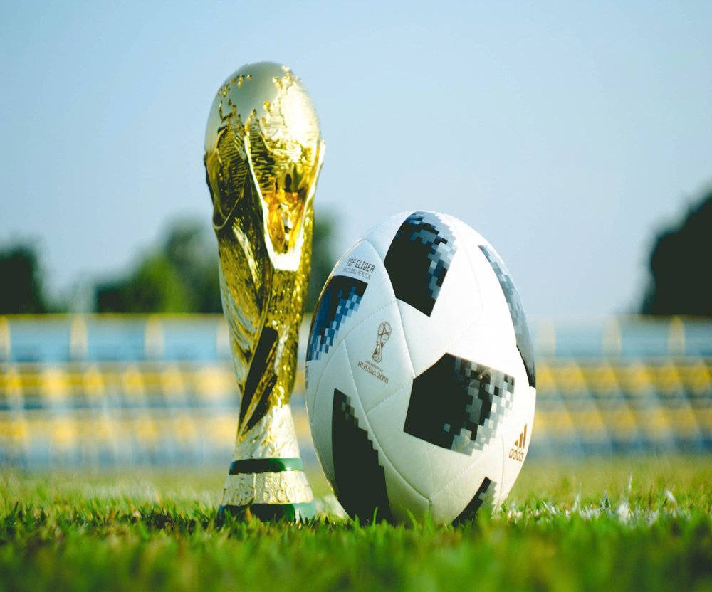 Bóng đá thi đấu đạt chuẩn FIFA – Nên chọn loại nào để tập luyện và thi đấu?