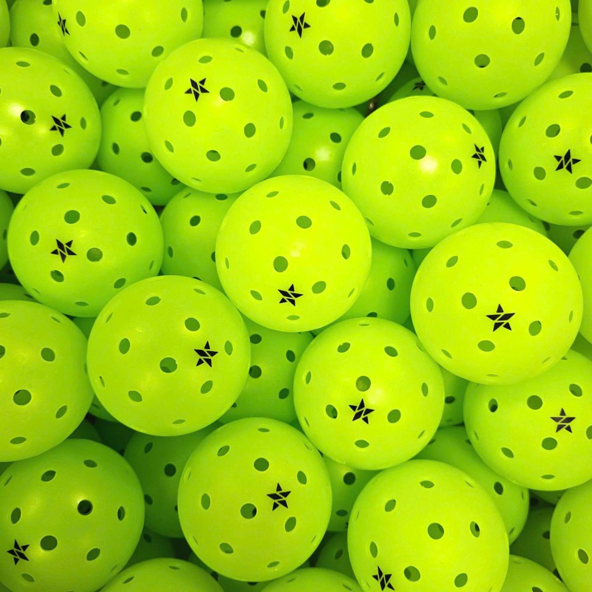 Các phụ kiện Pickleball không thể thiếu: