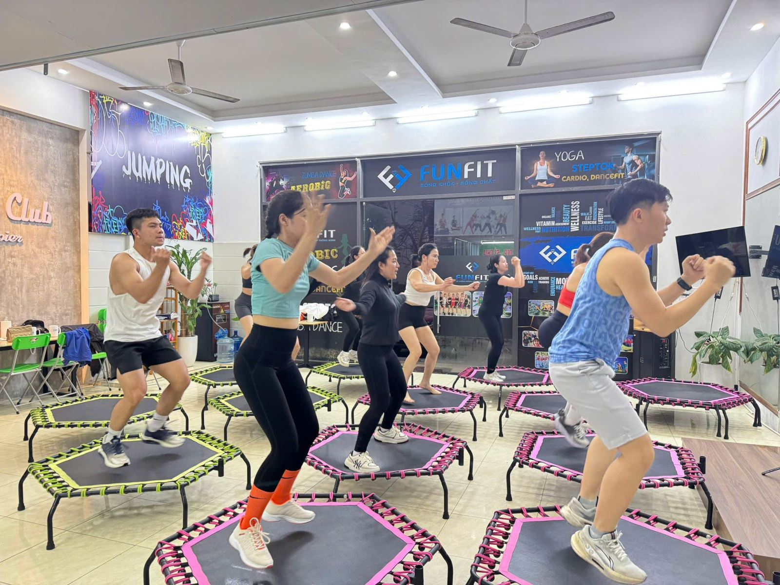 Người mới bắt đầu có nên tập Jumping Dance không?