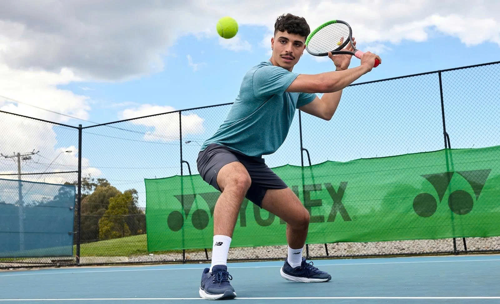 Sự khác nhau về tốc độ và lối chơi