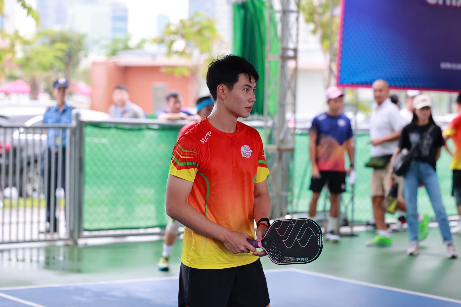 Tác động đối với thị trường thể thao Việt Nam