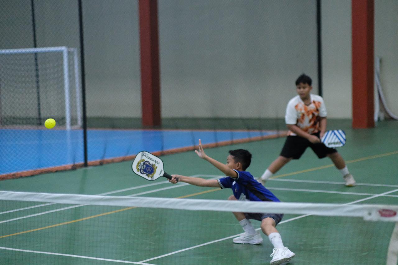 Tay cầm êm, chống trượt – Đảm bảo an toàn và thoải mái