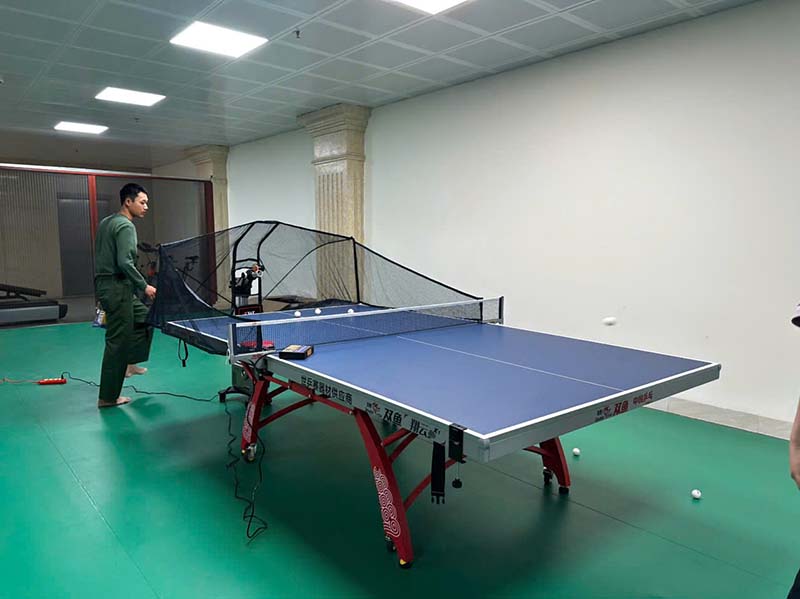 Hình ảnh sản phầm Máy bắn bóng bàn Y&T 989F được lắp đặt cho khách hàng