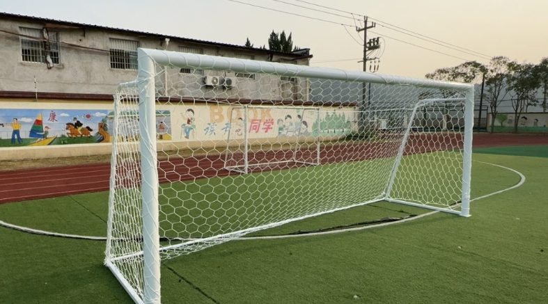 Tổng quan về khung thành bóng đá 7 người