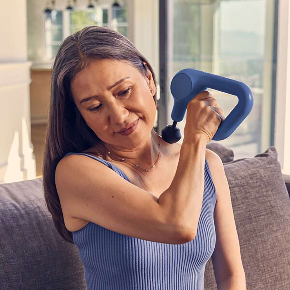 máy massage Therabody Theragun Relief 3