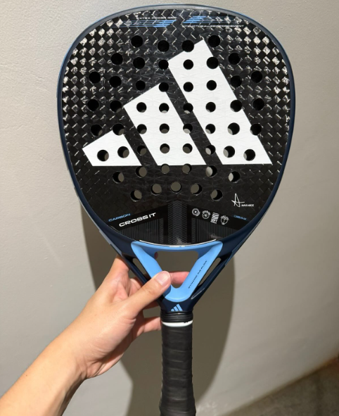 adidas Cross It Carbon-Maxi Arce racket
