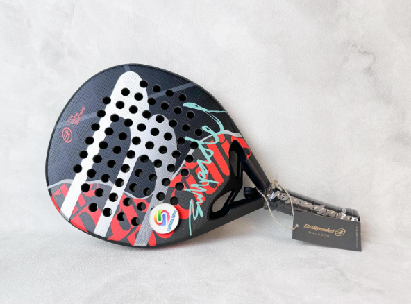 TỔNG QUAN VỀ VỢT PADEL Bullpadel Ionic Control 26