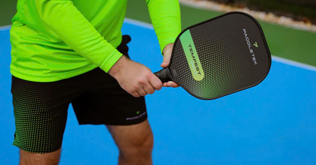 Có dòng vợt Pickleball Paddletek nào giá rẻ dành cho người mới bắt đầu không?
