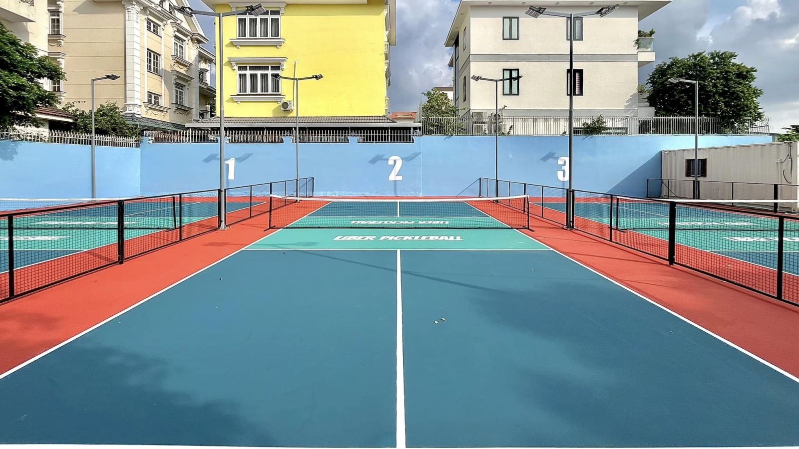 Thi công sân Pickleball