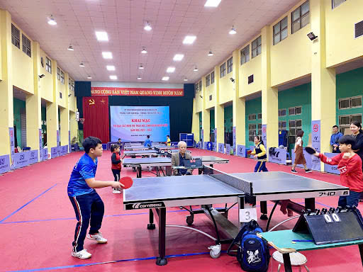 họn bàn bóng bàn cho trung tâm thể thao, trường học