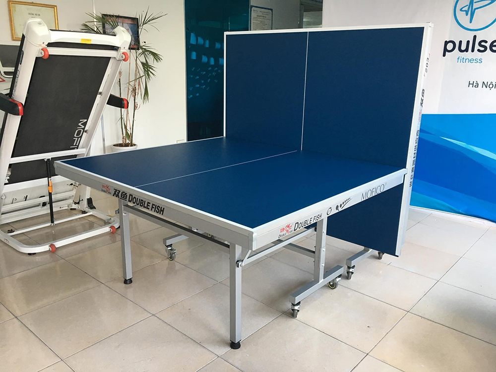 Bàn bóng bàn gấp gọn