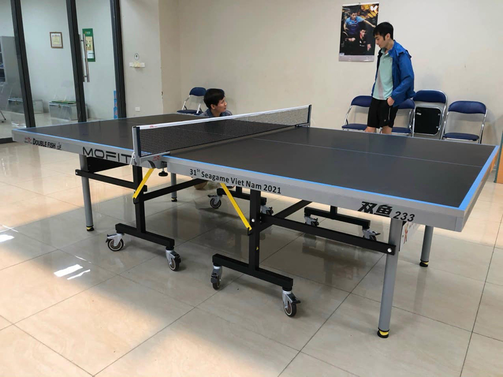 Chất liệu mặt bàn – Đảm bảo độ bền và khả năng chơi tốt