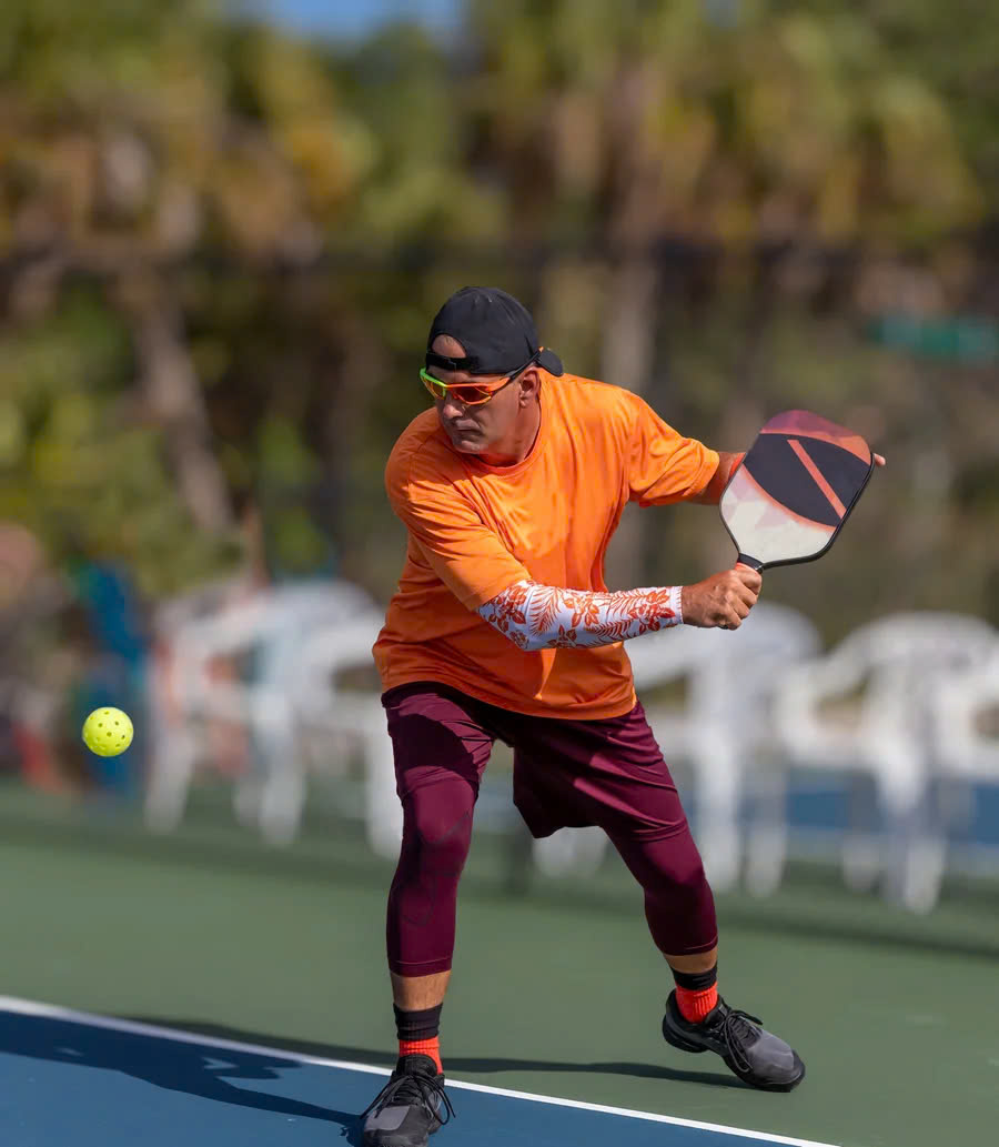 Backhand: