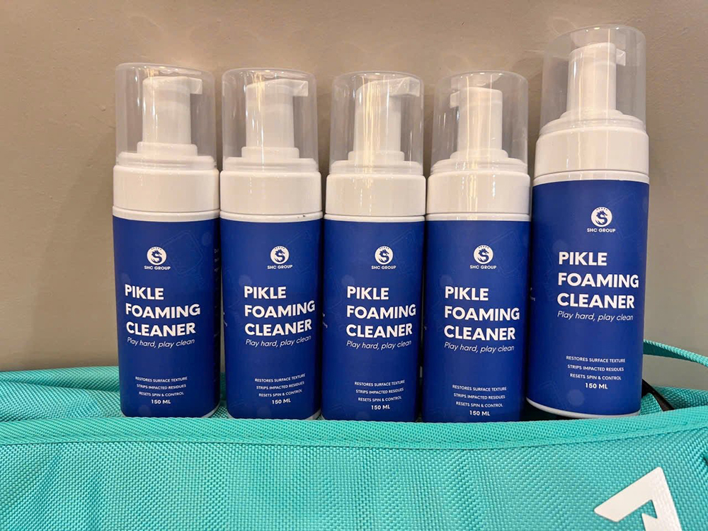 dung dịch vệ sinh mặt vợt Pikle Foaming Cleaner 2