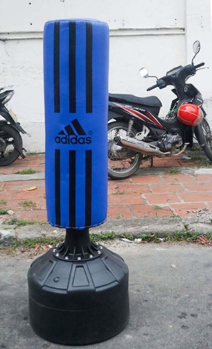CHÂN ĐẾ NHỰA CHẮC CHẮN, DỄ DÀNG TĂNG ĐỐI TRỌNG  .
