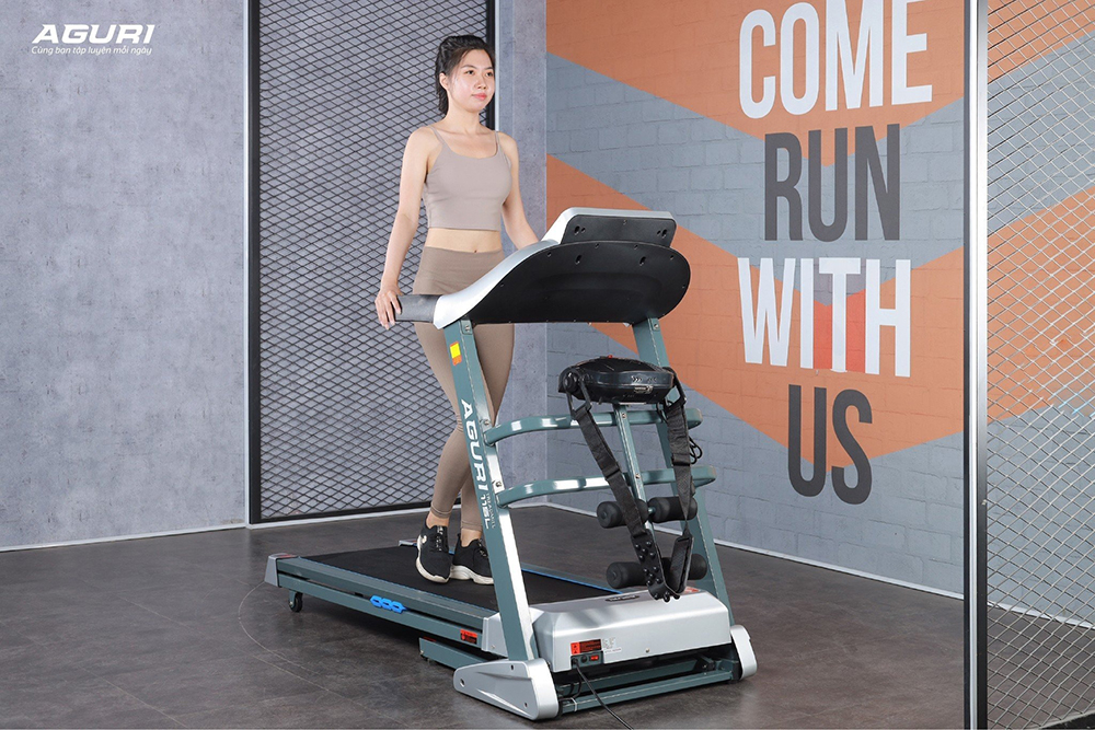 máy chạy bộ AGURI AGT-115L 1