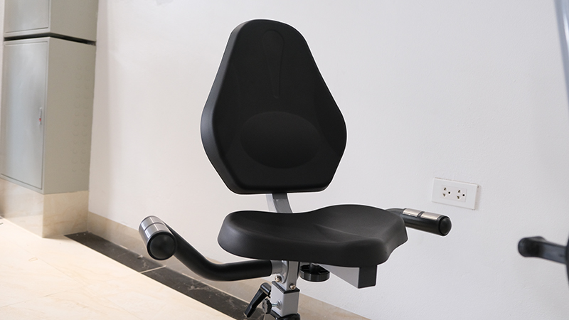 Xe đạp phục hồi chức năng K8602R