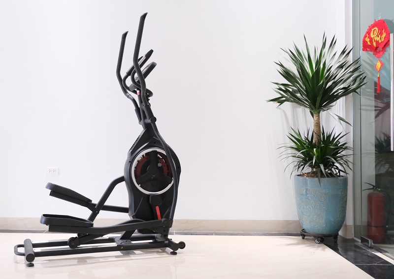 xe đạp tập thể dục Tokado TK 2000