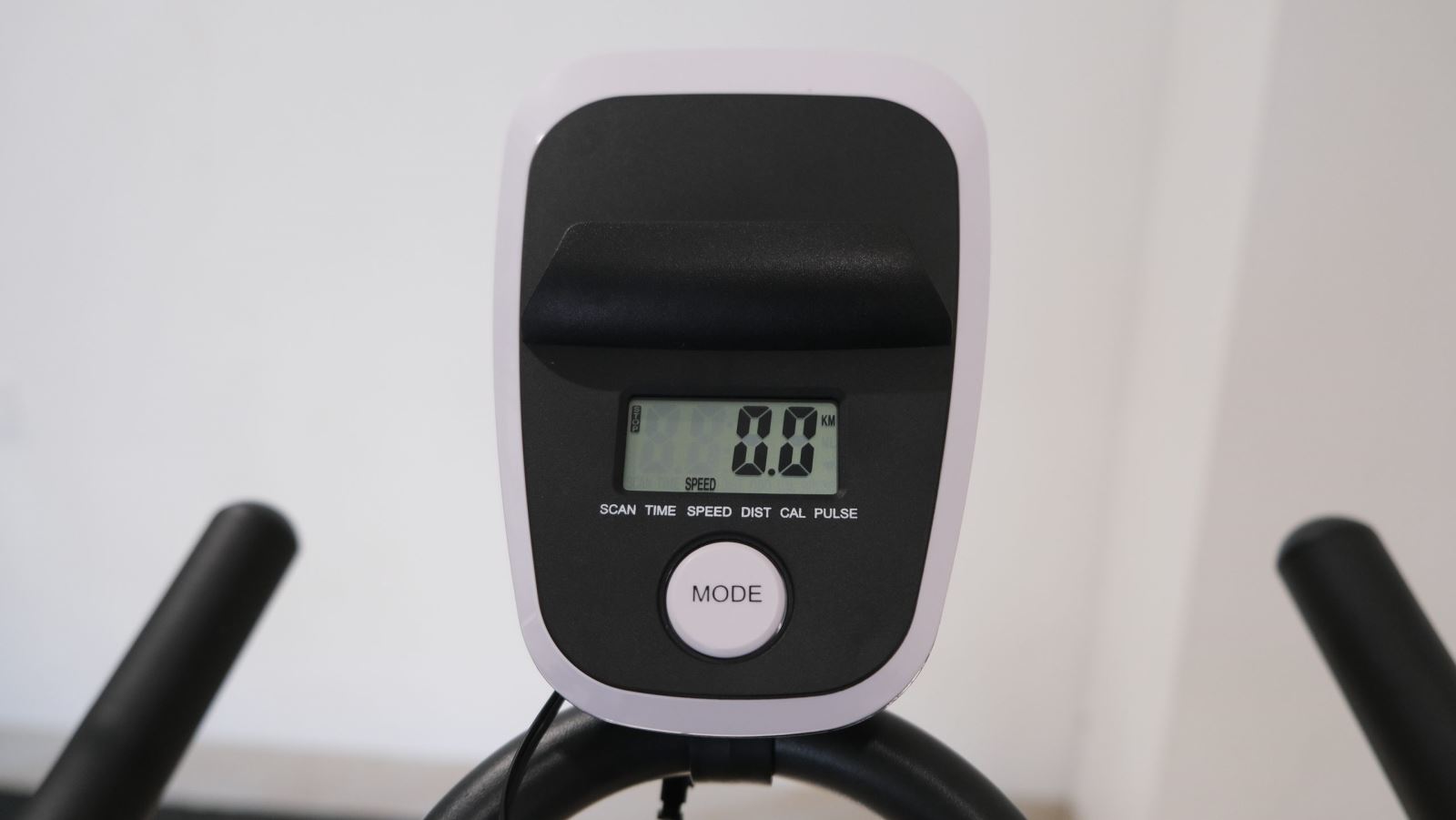 Xe đạp tập Tokado TK68