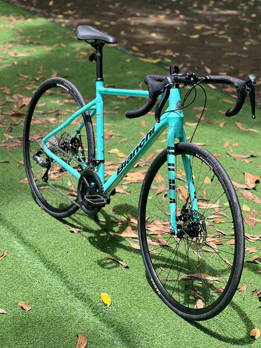 tay đề xe đạp đua Bianchi Roma 3