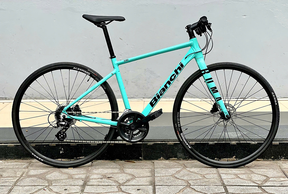 xe đạp touring Bianchi Roma 3