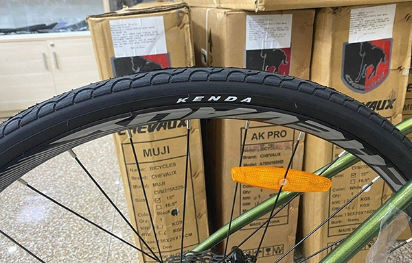 bánh xe đạp touring CHEVAUX AK PRO 2024