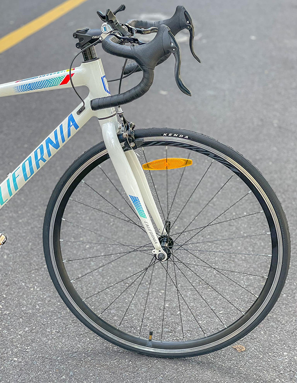 bánh xe đạp đua California R680