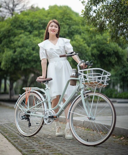 xe đạp nữ Momentum INEED LATTE 26 2024 xanh lá