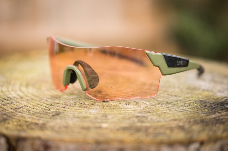 Kính phân cực (Polarized Sunglasses)