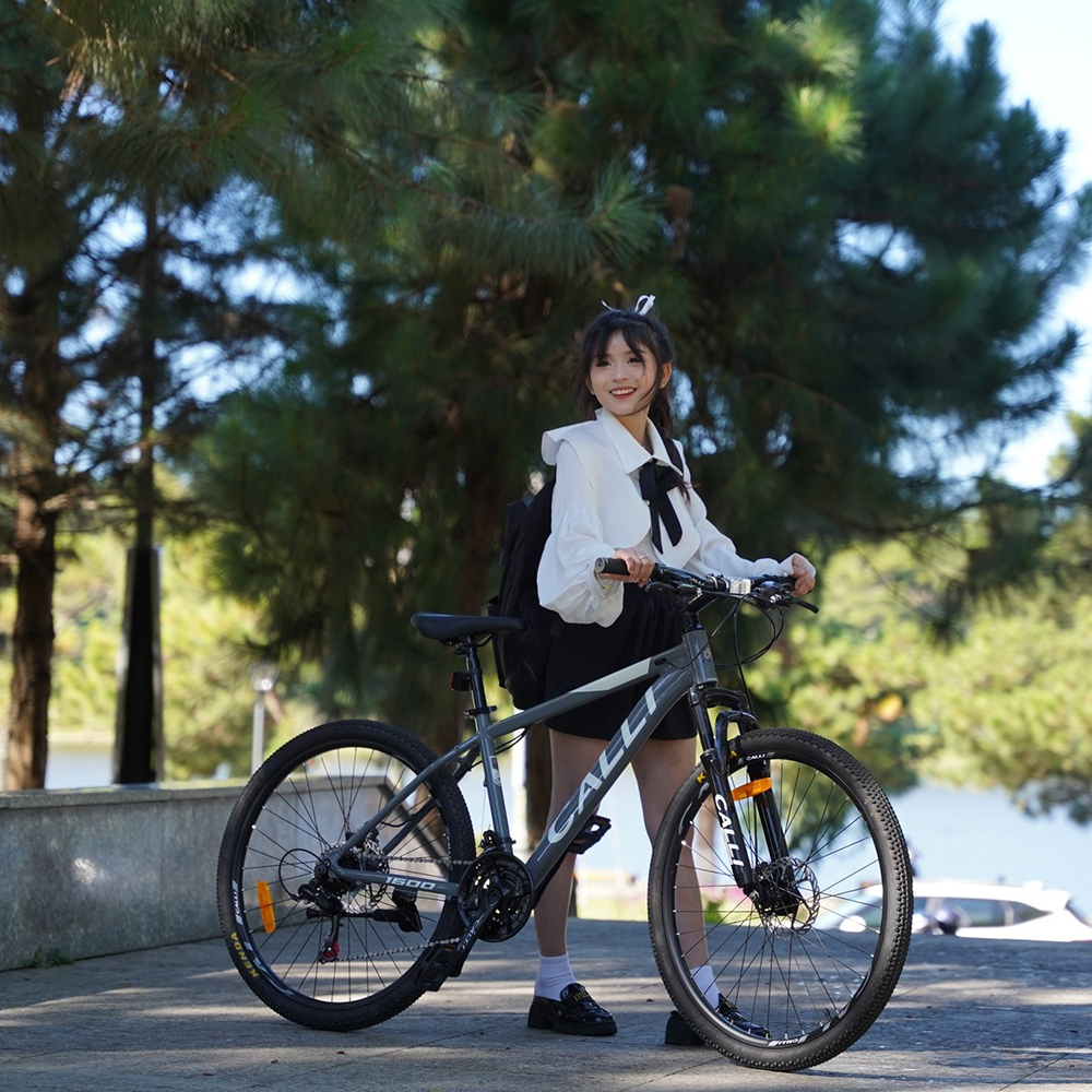 Học sinh nam nữ 10 - 15 tuổi nên mua xe đạp loại nào?