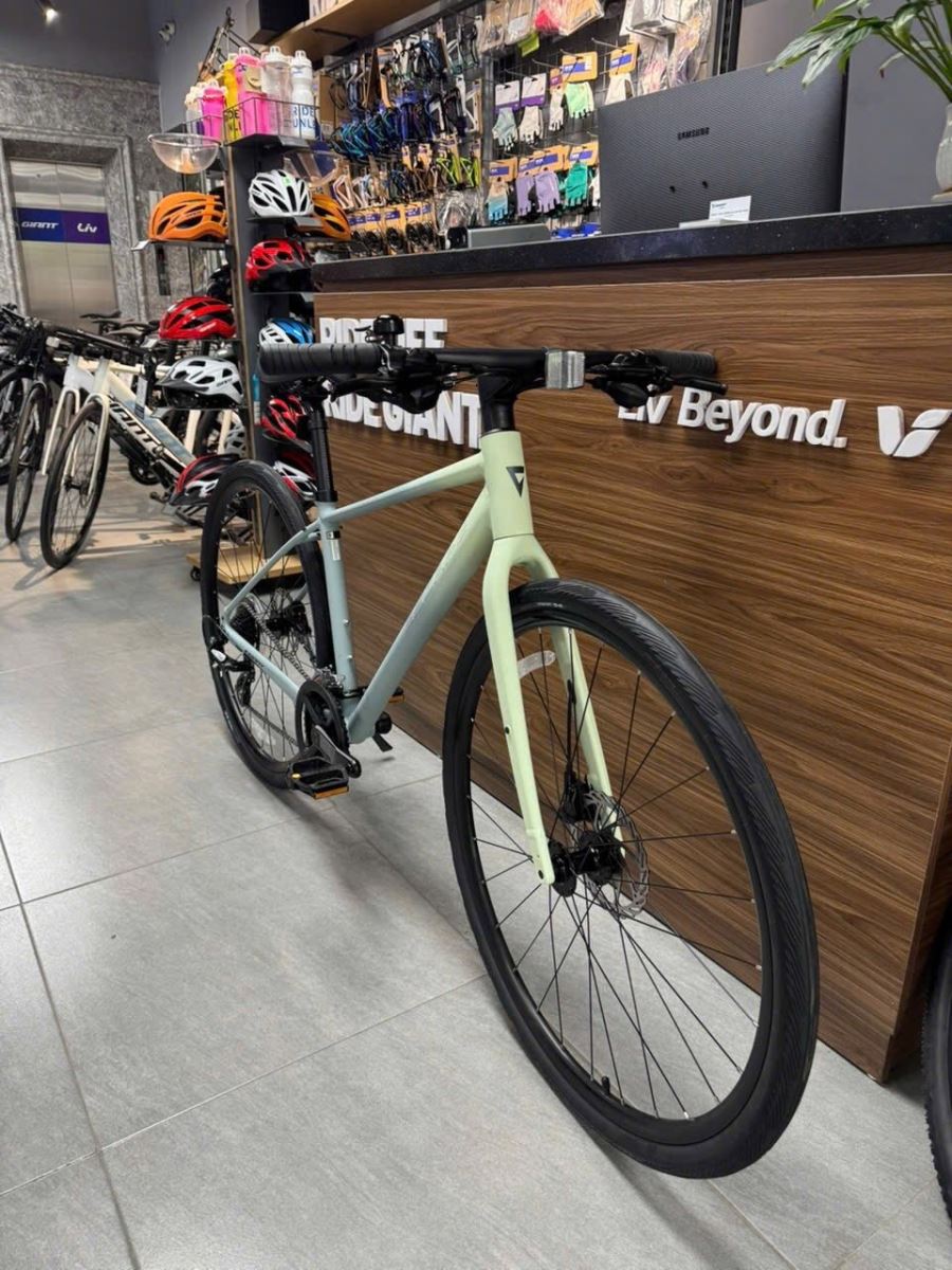 xe đạp touring Giant ESCAPE 2 PLUS 2026 5