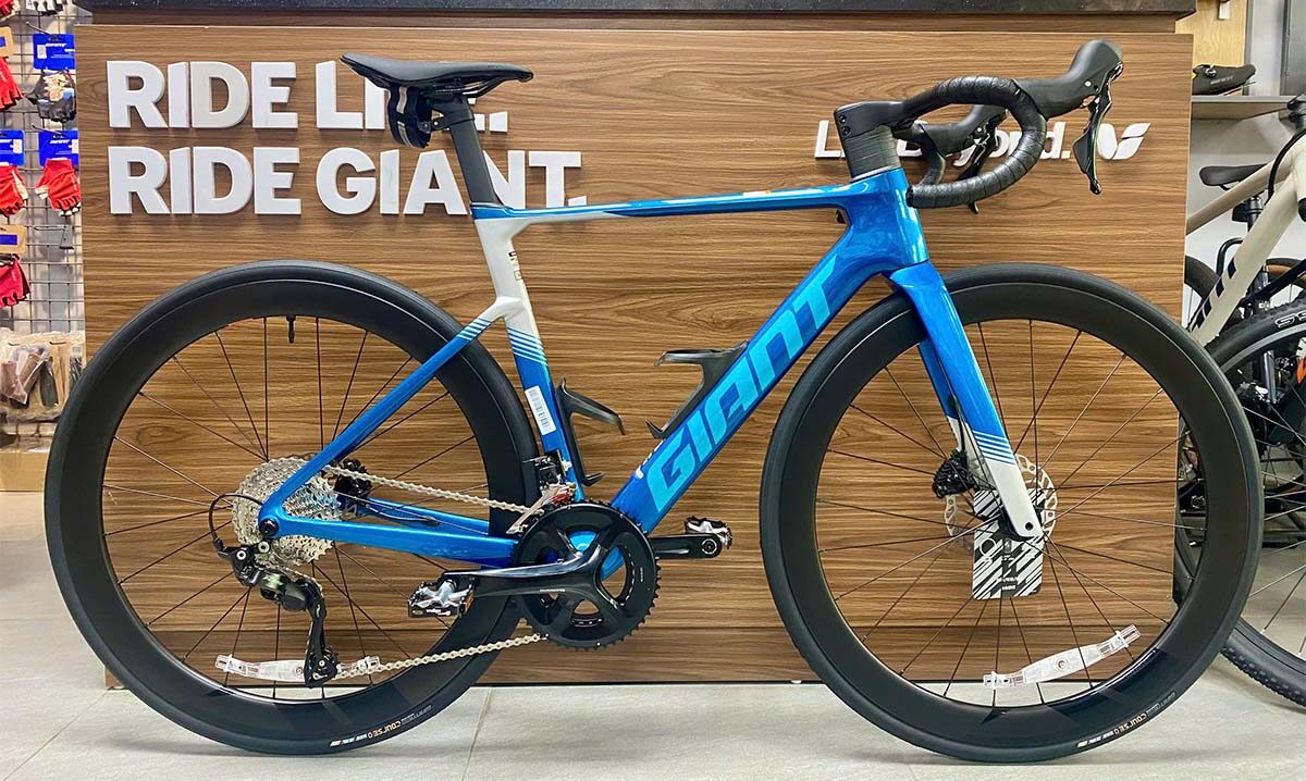 Thiết kế khí động học đậm chất racing