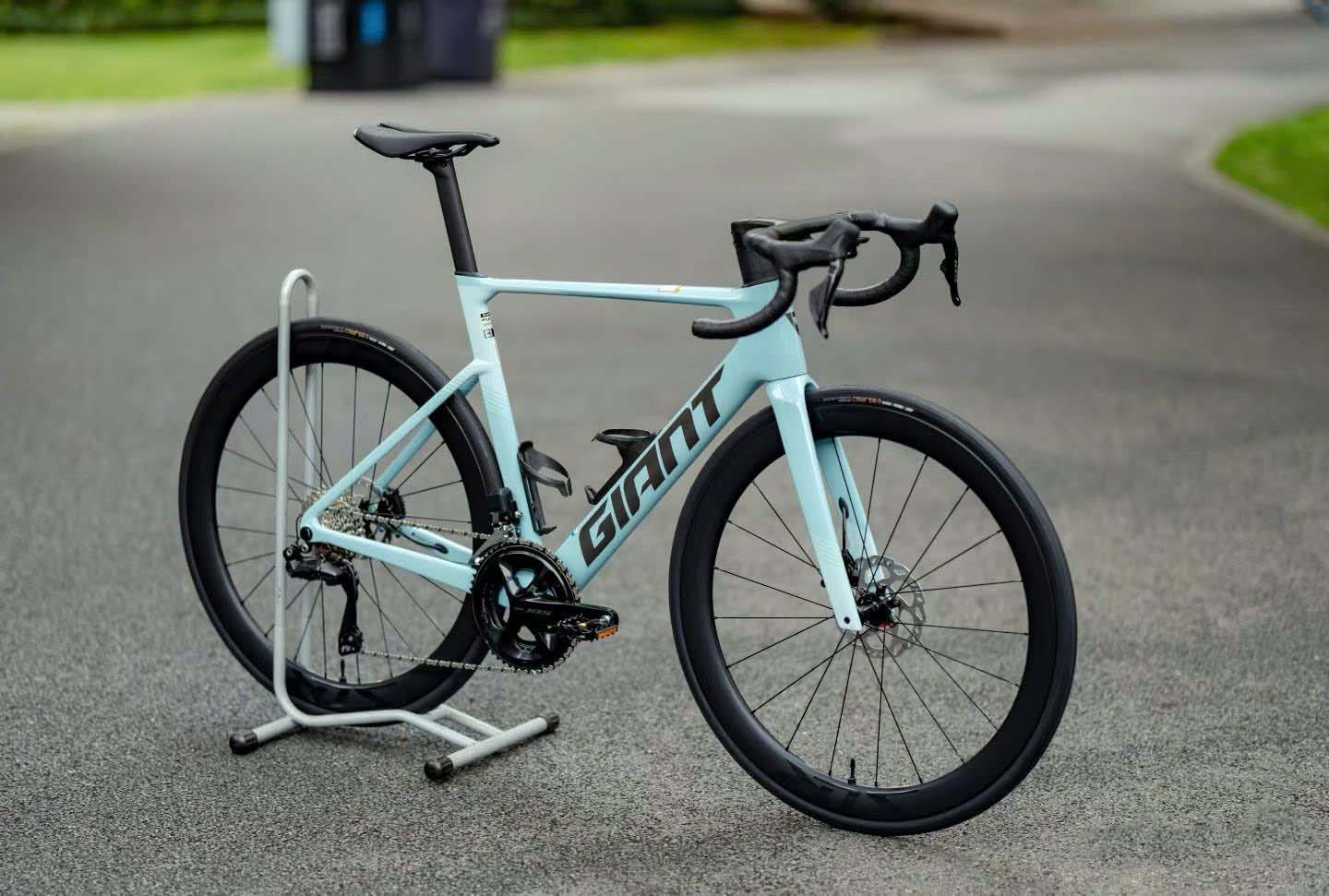 SHIMANO 105 DI2 2X12 TỐC ĐỘ – CHUYỂN SỐ ĐIỆN TỬ CHÍNH XÁC PROPEL ADV 1 GC 2027
