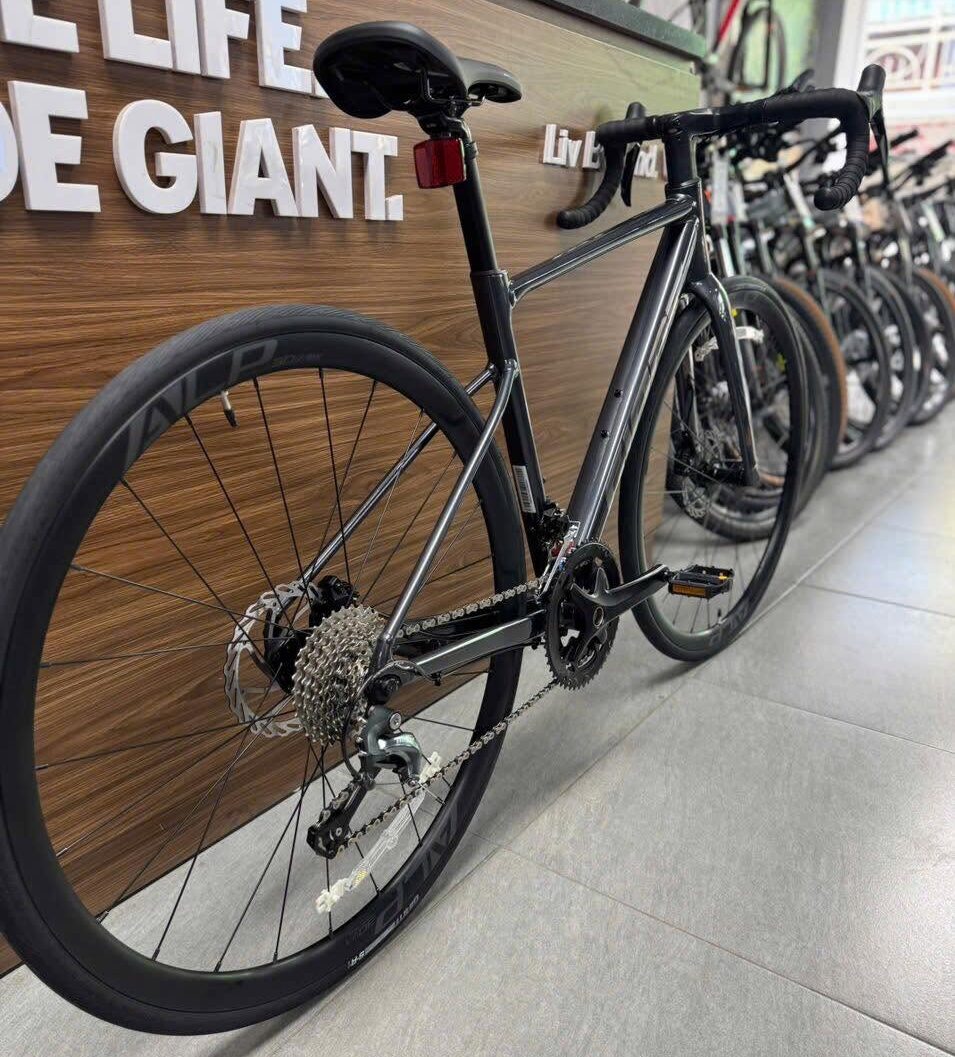 CỌC YÊN D-FUSE VÀ YÊN GIANT GRIT CORE ÊM ÁI