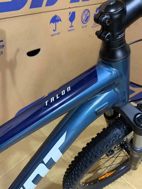 khung xe đạp địa hình thể thao Giant Talon 0 2022