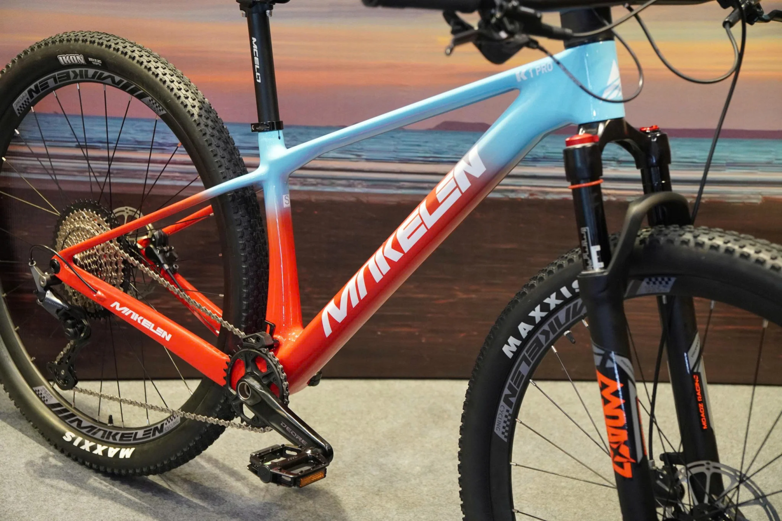 KHUNG CARBON T700 + T800 SIÊU NHẸ
