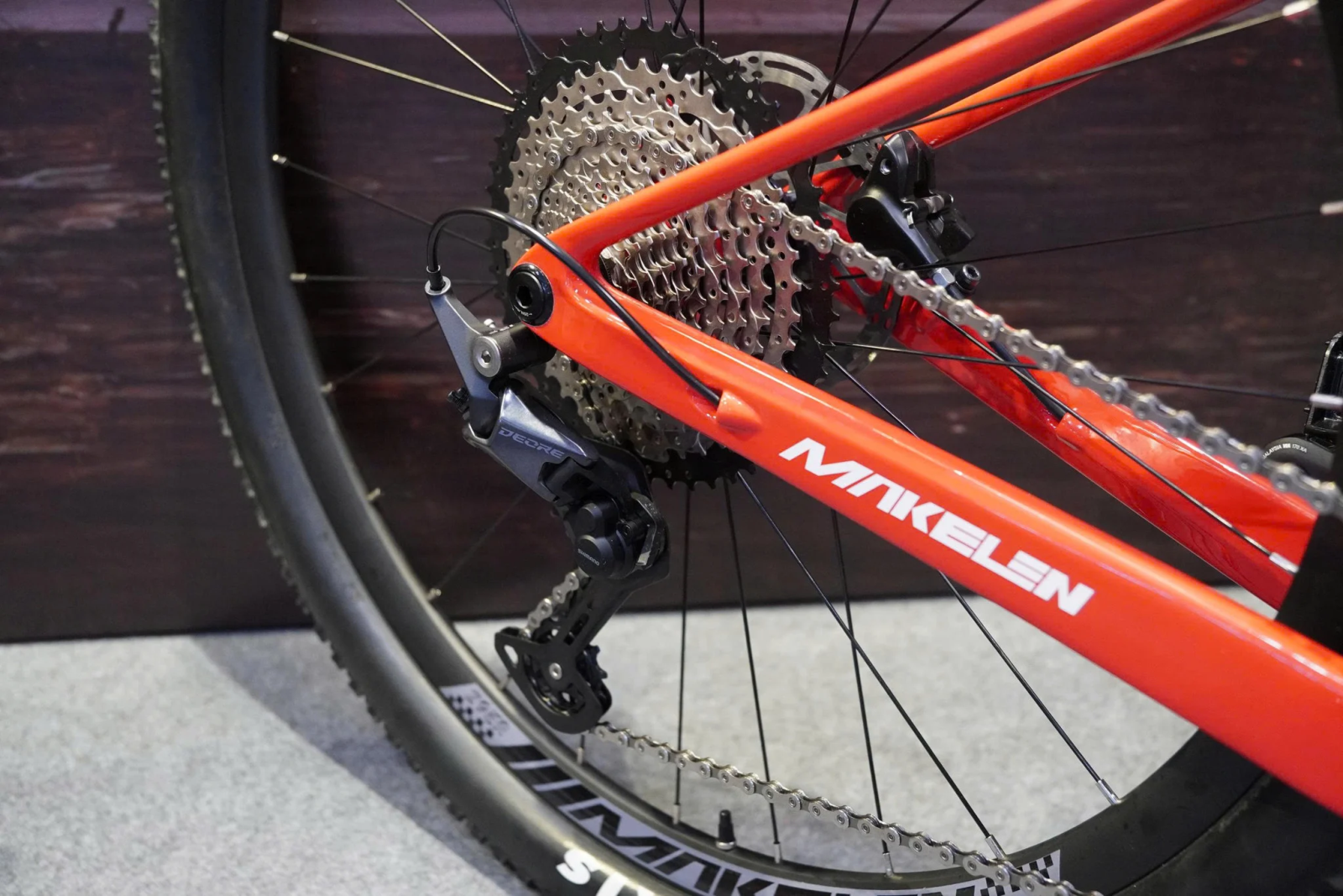 CỦ ĐỀ SHIMANO DEORE M6100 HOẠT ĐỘNG ỔN ĐỊNH