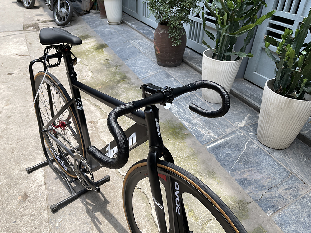 tay lái xe đạp Fixed Gear MILESCO R600