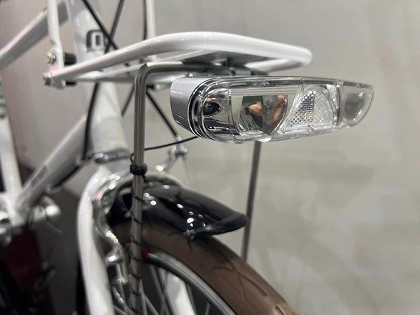 đèn xe đạp nữ Maruishi CMA 2033