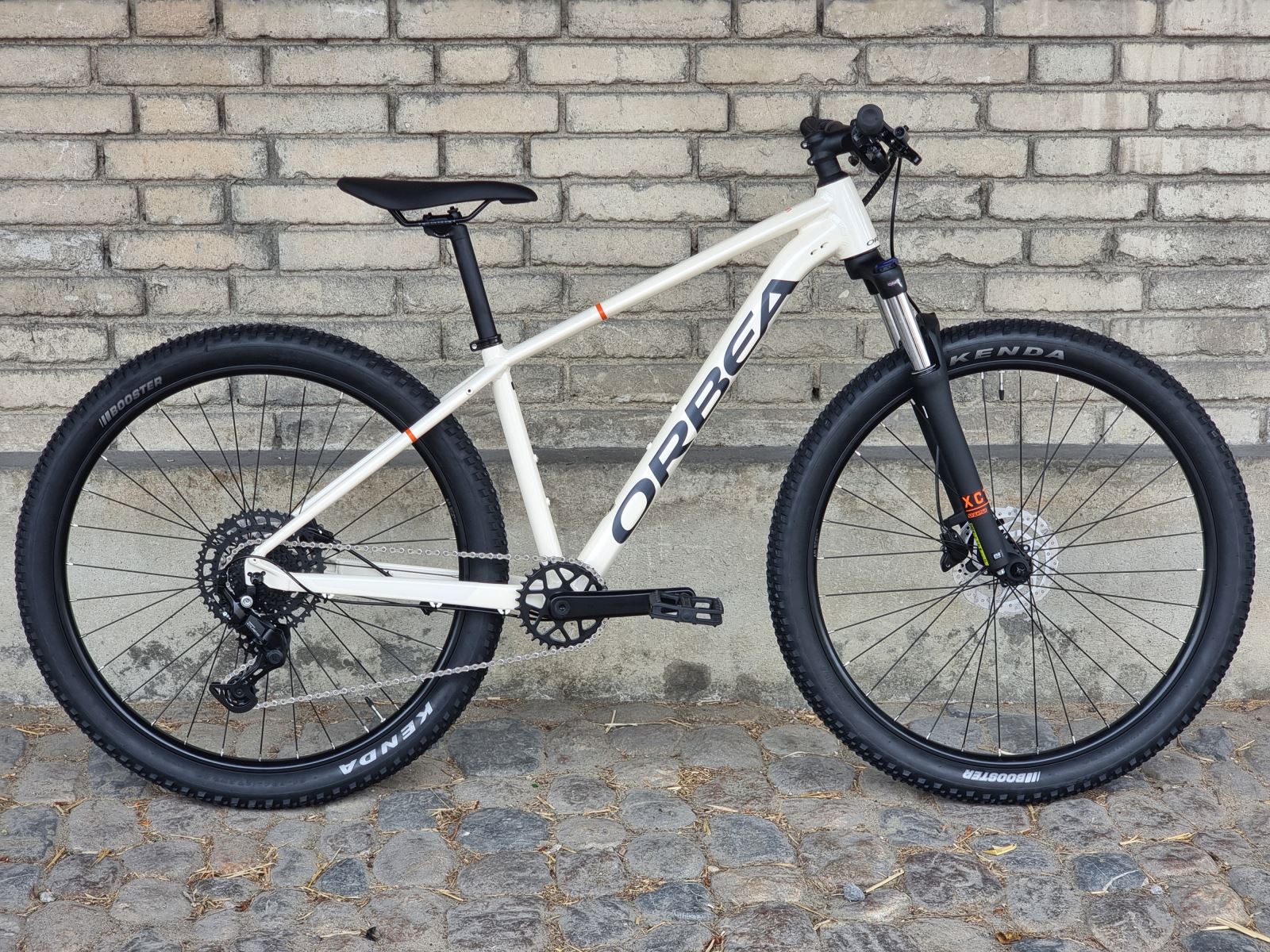 TỔNG QUAN VỀ XE ĐẠP ĐỊA HÌNH ORBEA ONNA 40 2026