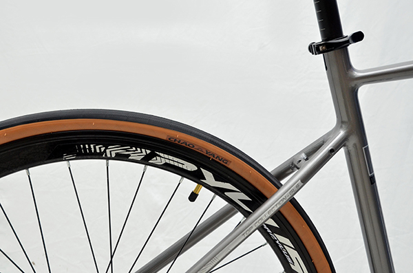 bánh xe đạp đua Papylus PR800