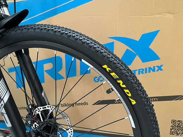 bánh xe đạp địa hình thể thao Trinx TR216 2022