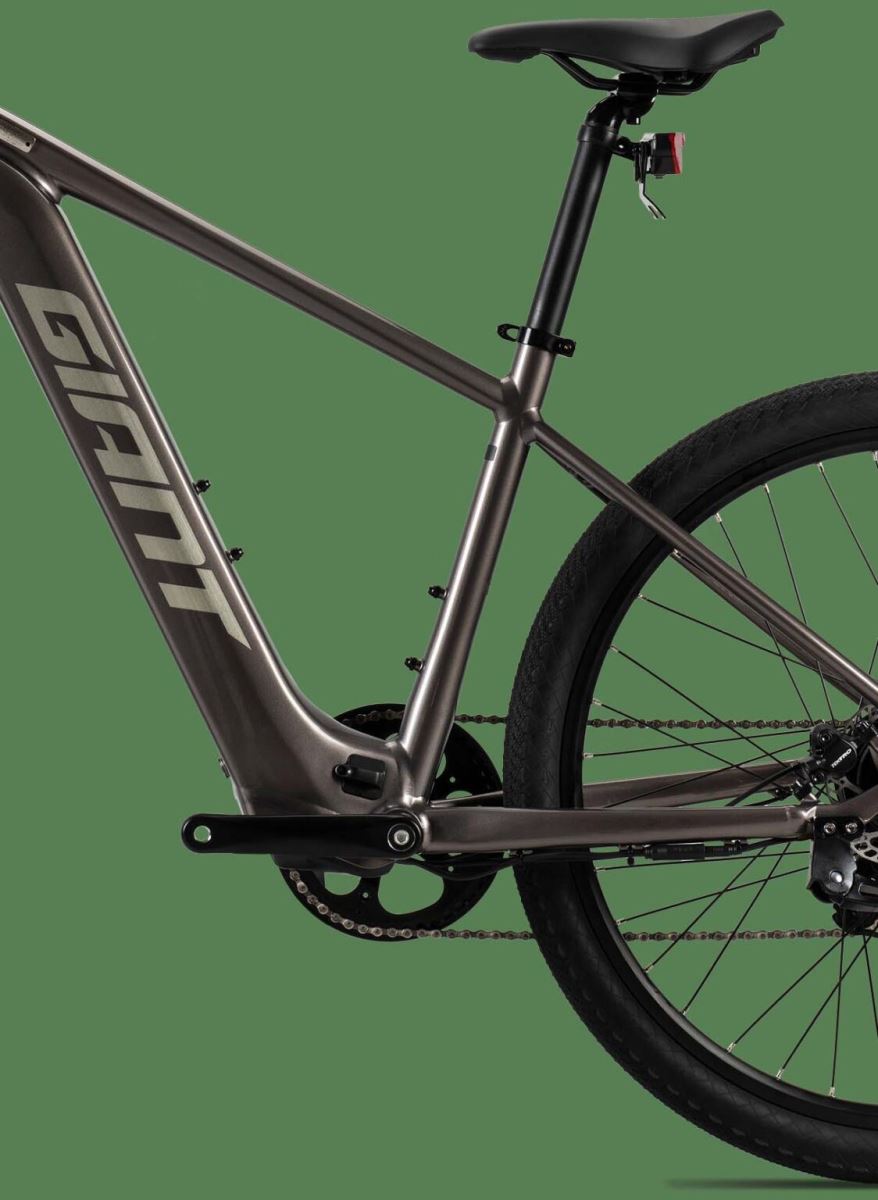 KHUNG GIANT ALUXX – ÊM ÁI VÀ ỔN ĐỊNH